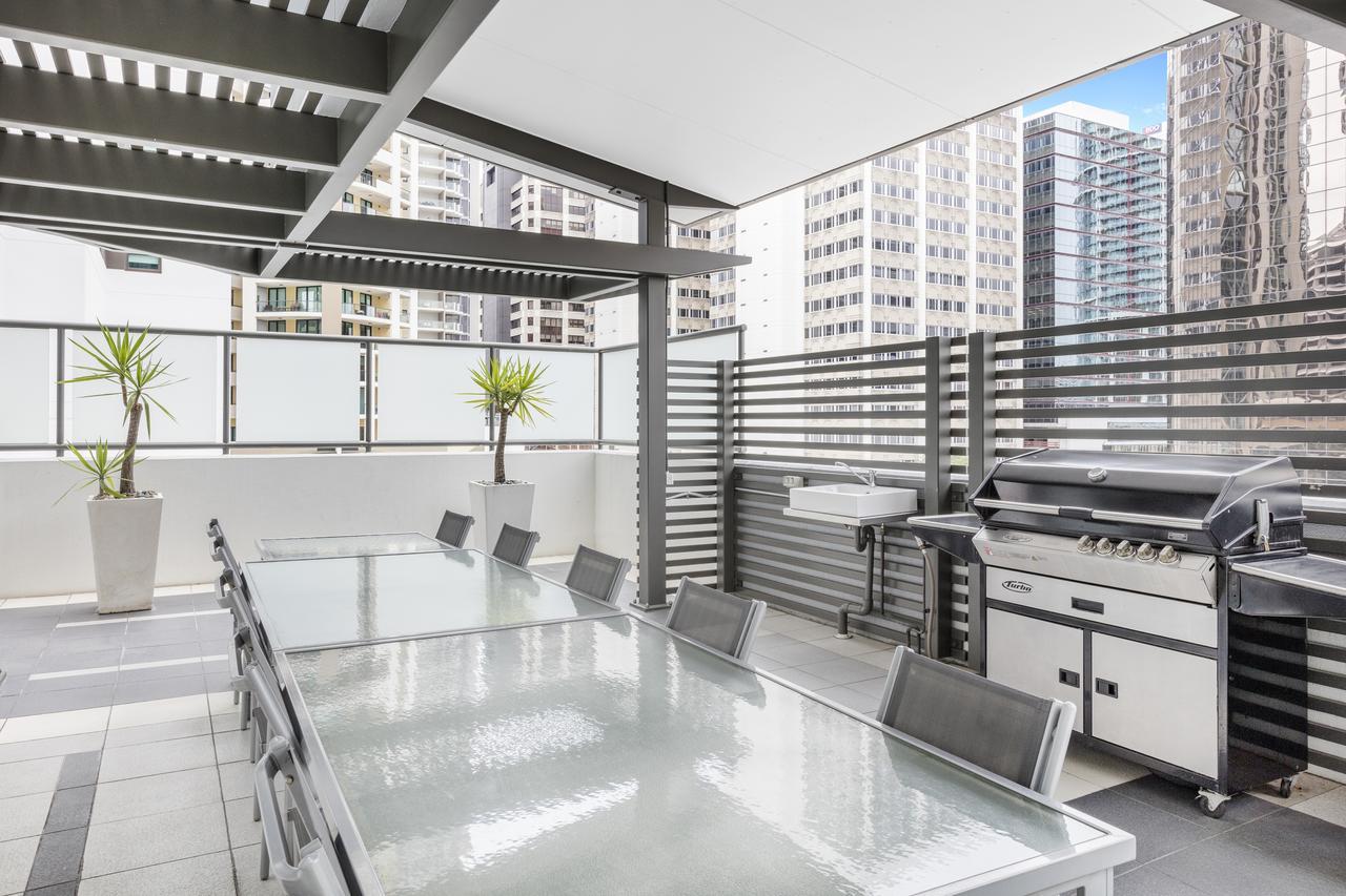Apartments @ 212 Margaret Бризбейн Екстериор снимка